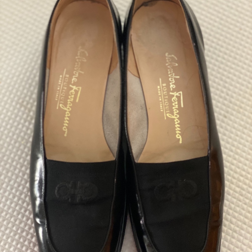 Salvatore Ferragamo Patent Gancini Wedge 7.5B